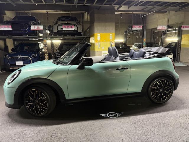 ＭＩＮＩ クーパーＳ　コンバーチブル　フェイバリット・トリム　Ｍパッケージ　ハーマンオーディオ　電動メモリーシート（55枚目）
