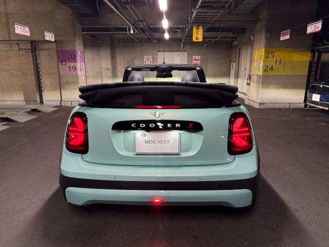 ＭＩＮＩ クーパーＳ　コンバーチブル　フェイバリット・トリム　Ｍパッケージ　ハーマンオーディオ　電動メモリーシート（57枚目）