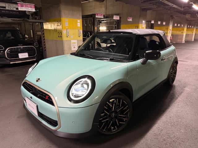 ＭＩＮＩ クーパーＳ　コンバーチブル　フェイバリット・トリム　Ｍパッケージ　ハーマンオーディオ　電動メモリーシート（62枚目）
