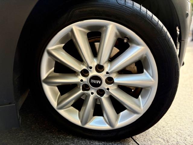 ＭＩＮＩ クーパー　クラブマン　ペッパーＰＫＧ　リアビューカメラ　ＰＤＣ　ドライビングモード　ナビ　アクティブクルコン（54枚目）