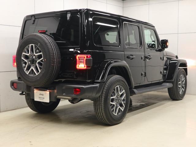 ジープ・ラングラーアンリミテッド サハラ　認定中古車　保証継承　元弊社デモカー　ＬＥＤヘッドライト　Ｂカメラ　前席Ｐシート　盗難防止装置　ナビ　Ｂｌｕｅｔｏｏｔｈ　ｃａｒｐｌａｙ　１８インチアルミ　ＥＴＣ２．０　１２．３インチモニター（7枚目）