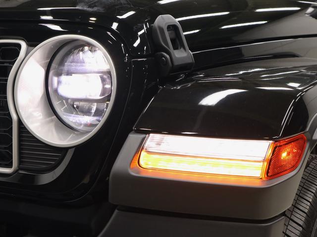 ジープ・ラングラーアンリミテッド サハラ　認定中古車　保証継承　元弊社デモカー　ＬＥＤヘッドライト　Ｂカメラ　前席Ｐシート　盗難防止装置　ナビ　Ｂｌｕｅｔｏｏｔｈ　ｃａｒｐｌａｙ　１８インチアルミ　ＥＴＣ２．０　１２．３インチモニター（9枚目）
