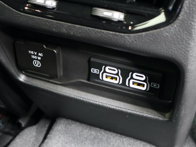 ジープ・グランドチェロキーＬ サミット　リザーブ　認定中古車　保証継承　ＬＥＤヘッド　アダプティブクルーズ　サラウンドビューカメラ　２１インチアルミ　パワーリフトゲート　ブラックレザー　Ｐシート　シートヒーター／クーラー　３列シート　エアサス（21枚目）