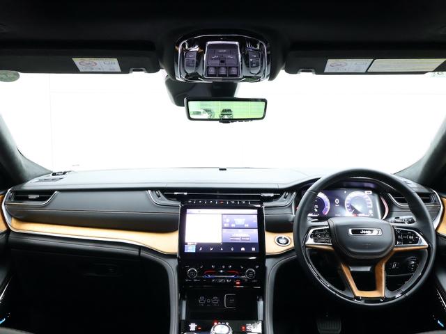 ジープ・グランドチェロキーＬ サミット　リザーブ　認定中古車　保証継承　ＬＥＤヘッド　アダプティブクルーズ　サラウンドビューカメラ　２１インチアルミ　パワーリフトゲート　ブラックレザー　Ｐシート　シートヒーター／クーラー　３列シート　エアサス（27枚目）