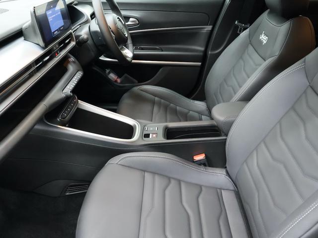 ジープ・アベンジャー アルティテュード 認定中古車 保証継承 元弊社デモ 17インチAW LEDヘッドライト アダプティブクルーズ レーンキープ ブラインドスポット リアカメラ 10.25インチタッチパネルモニタナビ carplay ETC(42枚目)