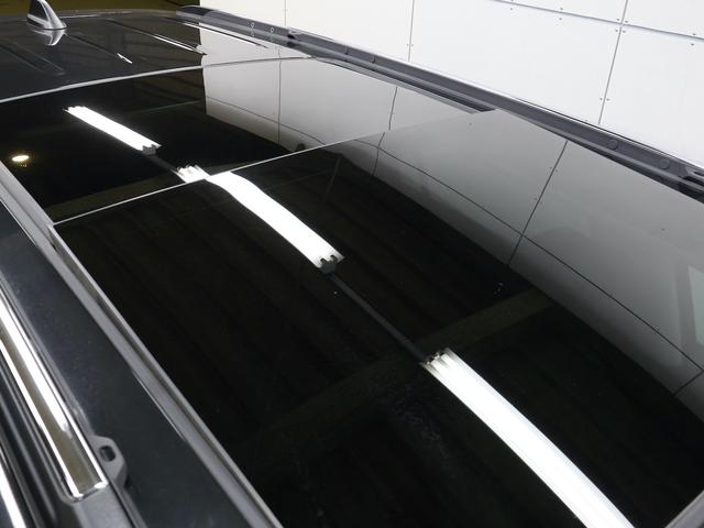 ジープ・コマンダー リミテッド 認定中古車 保証継承 元弊社デモカー デュアルペインパノラミックSR ブラックレザーシート サラウンドビューカメラ 電動テールゲート アダプティブクルコン 電動シート ナビ carplay ETC(12枚目)