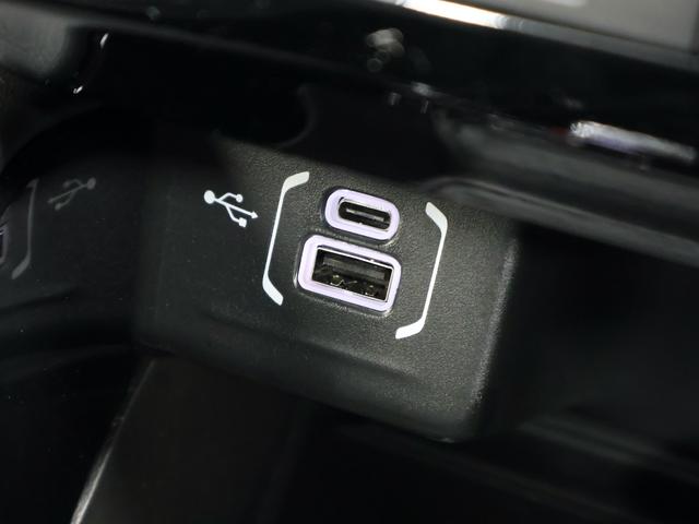 ジープ・コマンダー リミテッド 認定中古車 保証継承 元弊社デモカー デュアルペインパノラミックSR ブラックレザーシート サラウンドビューカメラ 電動テールゲート アダプティブクルコン 電動シート ナビ carplay ETC(43枚目)