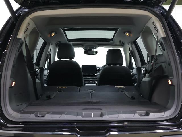 ジープ・コマンダー リミテッド 認定中古車 保証継承 元弊社デモカー デュアルペインパノラミックSR ブラックレザーシート サラウンドビューカメラ 電動テールゲート アダプティブクルコン 電動シート ナビ carplay ETC(54枚目)