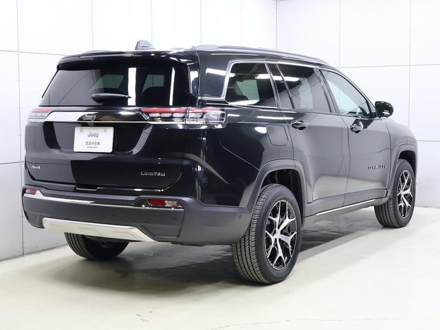 ジープ・コマンダー リミテッド 認定中古車 保証継承 元弊社デモカー デュアルペインパノラミックSR ブラックレザーシート サラウンドビューカメラ 電動テールゲート アダプティブクルコン 電動シート ナビ carplay ETC(57枚目)