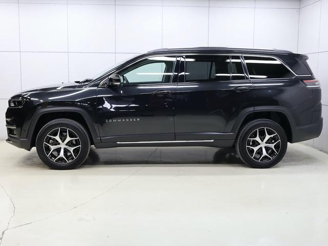 ジープ・コマンダー リミテッド 認定中古車 保証継承 元弊社デモカー デュアルペインパノラミックSR ブラックレザーシート サラウンドビューカメラ 電動テールゲート アダプティブクルコン 電動シート ナビ carplay ETC(60枚目)