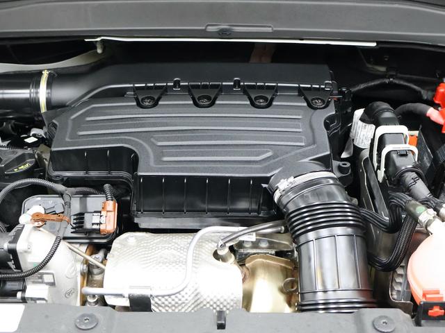 ジープ・レネゲード リミテッド　認定中古車　保証継承　元弊社代車　１７インチＡＷ　ＬＥＤヘッドライト　クルーズコントロール　レーンキープ　ブラインドスポット　リアカメラ　８．４インチタッチパネルモニタ　ナビ　ｃａｒｐｌａｙ　ＥＴＣ（2枚目）