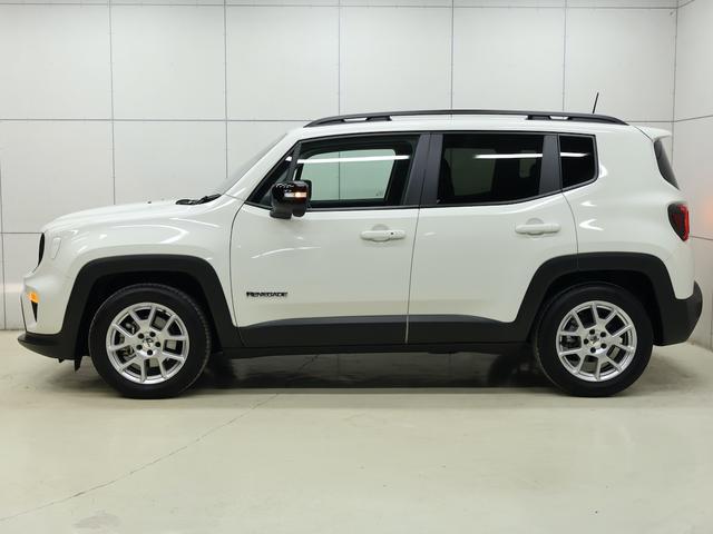 ジープ・レネゲード リミテッド　認定中古車　保証継承　元弊社代車　１７インチＡＷ　ＬＥＤヘッドライト　クルーズコントロール　レーンキープ　ブラインドスポット　リアカメラ　８．４インチタッチパネルモニタ　ナビ　ｃａｒｐｌａｙ　ＥＴＣ（9枚目）