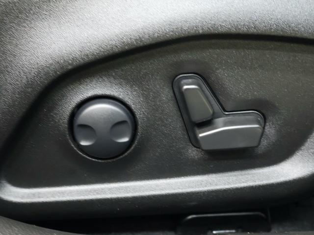 ジープ・レネゲード リミテッド　認定中古車　保証継承　元弊社代車　１７インチＡＷ　ＬＥＤヘッドライト　クルーズコントロール　レーンキープ　ブラインドスポット　リアカメラ　８．４インチタッチパネルモニタ　ナビ　ｃａｒｐｌａｙ　ＥＴＣ（49枚目）