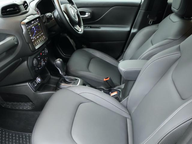 ジープ・レネゲード リミテッド　認定中古車　保証継承　元弊社代車　１７インチＡＷ　ＬＥＤヘッドライト　クルーズコントロール　レーンキープ　ブラインドスポット　リアカメラ　８．４インチタッチパネルモニタ　ナビ　ｃａｒｐｌａｙ　ＥＴＣ（58枚目）