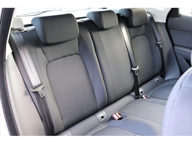 2.0L スタンダード 200PS(14枚目)