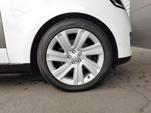 レンジローバー ＨＳＥ　Ｄ３００　スタンダードホイールベース　ディーゼルターボ　４ＷＤ　１オーナ　禁煙　エアサス　ガラスルーフ　２２Ａ／Ｗ　スライディングルーフ　ナビ　レザーシート　レーンキープ　ワンオーナー　３６０度カメラ　ＡＣＣ　ＥＴＣ　シートヒーター（31枚目）