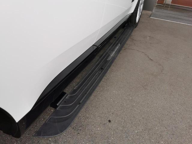 レンジローバー ＨＳＥ　Ｄ３００　スタンダードホイールベース　ディーゼルターボ　４ＷＤ　１オーナ　禁煙　エアサス　ガラスルーフ　２２Ａ／Ｗ　スライディングルーフ　ナビ　レザーシート　レーンキープ　ワンオーナー　３６０度カメラ　ＡＣＣ　ＥＴＣ　シートヒーター（33枚目）