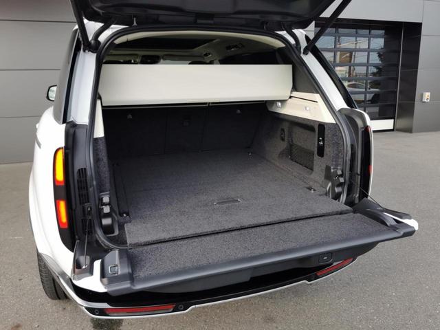 レンジローバー ＨＳＥ　Ｄ３００　スタンダードホイールベース　ディーゼルターボ　４ＷＤ　１オーナ　禁煙　エアサス　ガラスルーフ　２２Ａ／Ｗ　スライディングルーフ　ナビ　レザーシート　レーンキープ　ワンオーナー　３６０度カメラ　ＡＣＣ　ＥＴＣ　シートヒーター（34枚目）