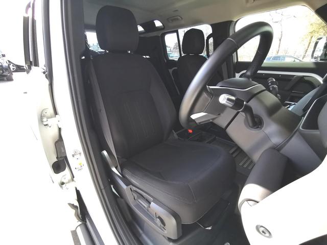 ディフェンダー １１０　Ｐ３００　４ＷＤ　１オーナー　禁煙車　エアサス　シートヒーター（13枚目）