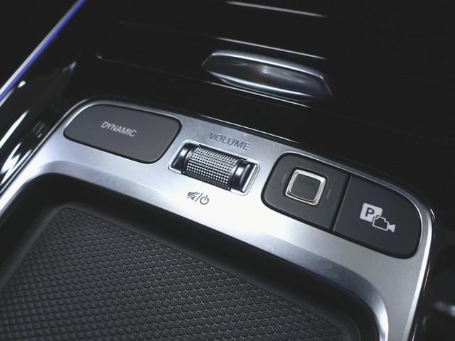 ＧＬＢ ＧＬＢ２００　ｄ　４マチック　ＡＭＧラインパッケージ　３列シート　ＡＭＧライン　Ｂｌｕｅｔｏｏｔｈ接続　ＥＴＣ　ＬＥＤヘッドライト　ＴＶ　アイドリングストップ　クルーズコントロール　コネクテッド機能　サイドカメラ　シートヒーター（19枚目）