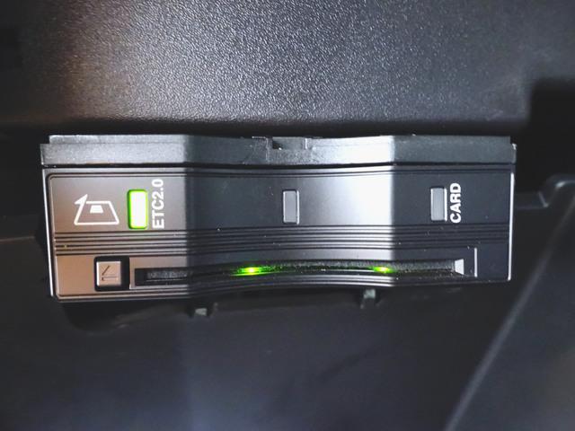 ＧＬＢ ＧＬＢ１８０　ＡＭＧラインパッケージ　３列シート　ＡＭＧライン　Ｂｌｕｅｔｏｏｔｈ接続　ＥＴＣ　ＬＥＤヘッドライト　ＴＶ　アイドリングストップ　クルーズコントロール　コネクテッド機能　サイドカメラ　シートヒーター（10枚目）