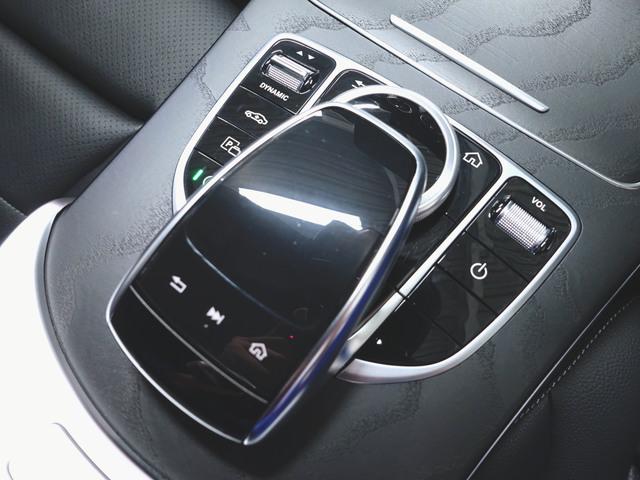 Ｃクラス Ｃ２００　ローレウスエディション　スポーツプラスパッケージ　Ｂｌｕｅｔｏｏｔｈ接続　ＥＴＣ　ＬＥＤヘッドライト　ＴＶ　アイドリングストップ　クルーズコントロール　コネクテッド機能　シートヒーター　トランクスルー　ナビ　バックモニター（19枚目）