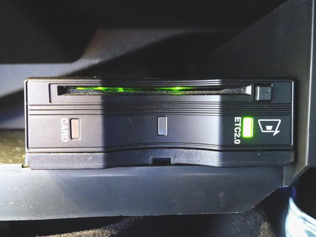 ＧＬＣ ＧＬＣ２２０　ｄ　４マチック　スポーツラインエディション　Ｂｌｕｅｔｏｏｔｈ接続　ＥＴＣ　ＬＥＤヘッドライト　ＴＶ　アイドリングストップ　クルーズコントロール　コネクテッド機能　サイドカメラ　シートヒーター　トランクスルー　ナビ　バックモニター　パワーシート（10枚目）