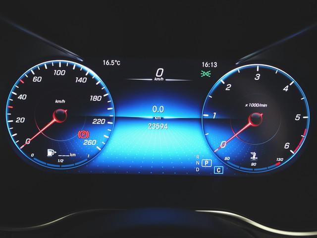 ＧＬＣ ＧＬＣ２２０　ｄ　４マチック　スポーツラインエディション　Ｂｌｕｅｔｏｏｔｈ接続　ＥＴＣ　ＬＥＤヘッドライト　ＴＶ　アイドリングストップ　クルーズコントロール　コネクテッド機能　サイドカメラ　シートヒーター　トランクスルー　ナビ　バックモニター　パワーシート（14枚目）