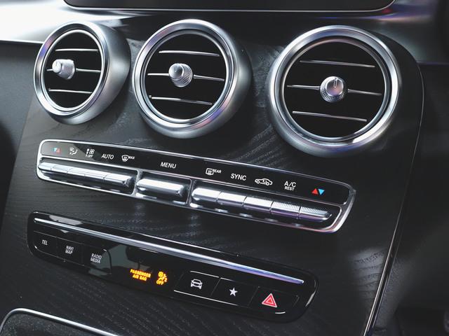 ＧＬＣ ＧＬＣ２２０　ｄ　４マチック　スポーツラインエディション　Ｂｌｕｅｔｏｏｔｈ接続　ＥＴＣ　ＬＥＤヘッドライト　ＴＶ　アイドリングストップ　クルーズコントロール　コネクテッド機能　サイドカメラ　シートヒーター　トランクスルー　ナビ　バックモニター　パワーシート（18枚目）