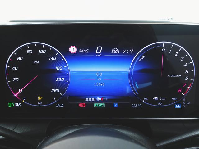 ＧＬＣ ＧＬＣ３５０　ｅ　４マチック　クーペ　スポーツ　エディションスター　ＡＭＧレザーエクスクルーシブパッケージ　Ｂｌｕｅｔｏｏｔｈ接続　ＥＴＣ　ＬＥＤヘッドライト　ＴＶ　アイドリングストップ　クルーズコントロール　コネクテッド機能　サイドカメラ（14枚目）