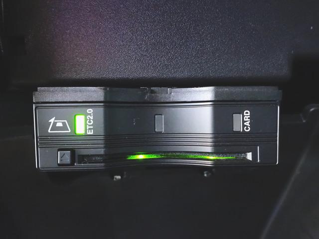 ＧＬＢ ＧＬＢ１８０　アドバンスドサウンドシステム　レザーエクスクルーシブパッケージ　３列シート　Ｂｌｕｅｔｏｏｔｈ接続　ＥＴＣ　ＬＥＤヘッドライト　アイドリングストップ　クルーズコントロール　コネクテッド機能　サイドカメラ　シートヒーター（10枚目）