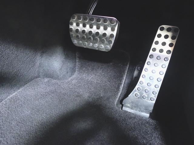 Cクラス C180 アバンギャルド AMGライン レーダーセーフティーパッケージ ベーシックパッケージ Bluetooth接続 ETC LEDヘッドライト TV アイドリングストップ クルーズコントロール コネクテッド機能 シートヒーター(9枚目)