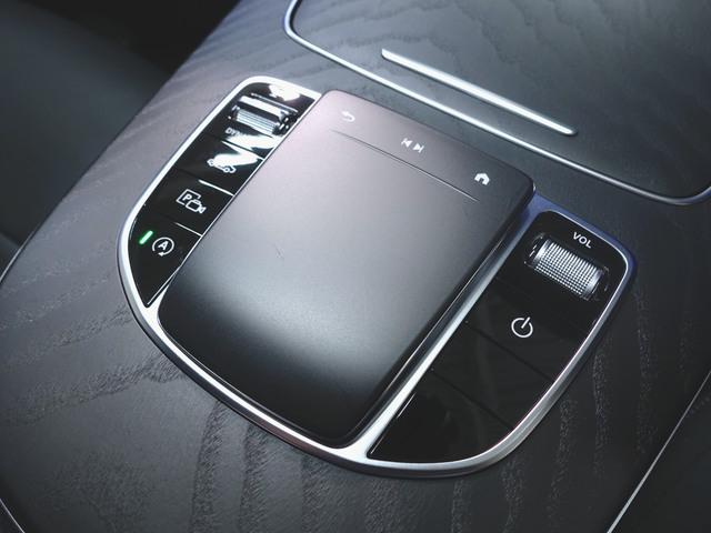 Eクラス E300 スポーツ フロントメモリーパッケージ エクスクルーシブパッケージ Bluetooth接続 ETC LEDヘッドライト TV アイドリングストップ クルーズコントロール コネクテッド機能 サイドカメラ(19枚目)