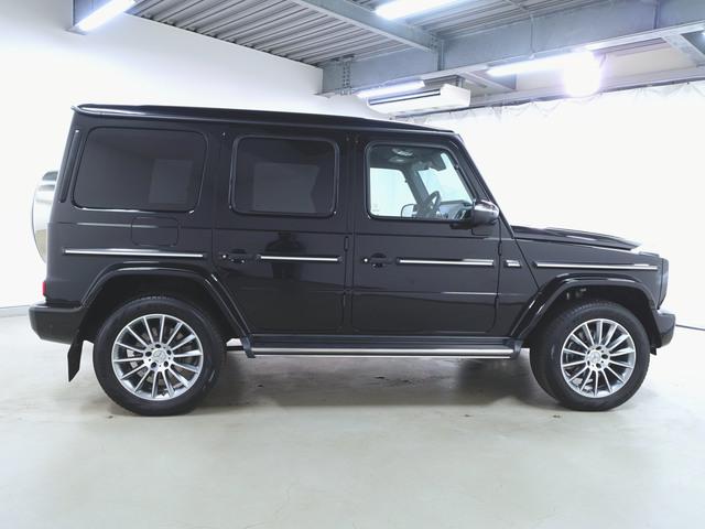 Ｇクラス Ｇ３５０　ｄ　アダプティブダンピングシステム　ＡＭＧライン　ラグジュアリーパッケージ　Ｂｌｕｅｔｏｏｔｈ接続　ＥＴＣ　ＬＥＤヘッドライト　ＴＶ　アイドリングストップ　クルーズコントロール　コネクテッド機能　サイドカメラ　サンルーフ・ガラスルーフ　シートヒーター（8枚目）