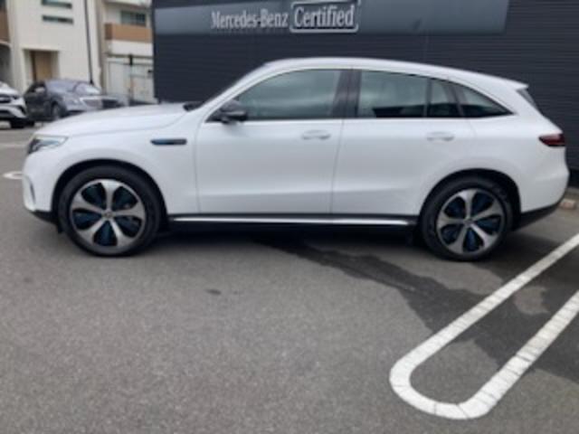 ＥＱＣ ＥＱＣ４００　４マチック　レザーパッケージ　Ｂｌｕｅｔｏｏｔｈ接続　ＥＴＣ　ＬＥＤヘッドライト　ＴＶ　アイドリングストップ　クルーズコントロール　コネクテッド機能　サイドカメラ　サンルーフ・ガラスルーフ　シートエアコン（2枚目）