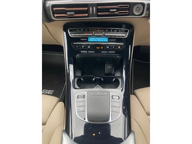 ＥＱＣ ＥＱＣ４００　４マチック　レザーパッケージ　Ｂｌｕｅｔｏｏｔｈ接続　ＥＴＣ　ＬＥＤヘッドライト　ＴＶ　アイドリングストップ　クルーズコントロール　コネクテッド機能　サイドカメラ　サンルーフ・ガラスルーフ　シートエアコン（10枚目）