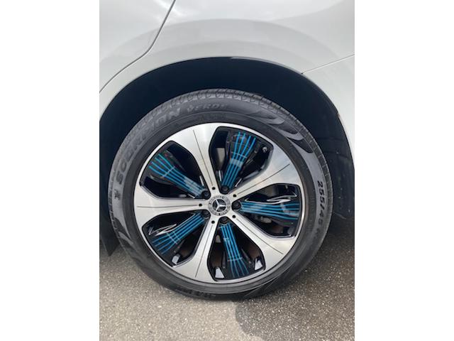 ＥＱＣ ＥＱＣ４００　４マチック　レザーパッケージ　Ｂｌｕｅｔｏｏｔｈ接続　ＥＴＣ　ＬＥＤヘッドライト　ＴＶ　アイドリングストップ　クルーズコントロール　コネクテッド機能　サイドカメラ　サンルーフ・ガラスルーフ　シートエアコン（15枚目）