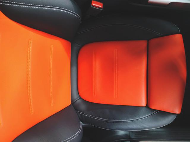 GLB GLB200 d 4マチック AMGラインパッケージ AMGレザーエクスクルーシブパッケージ 3列シート Bluetooth接続 ETC LEDヘッドライト TV アイドリングストップ クルーズコントロール コネクテッド機能(25枚目)