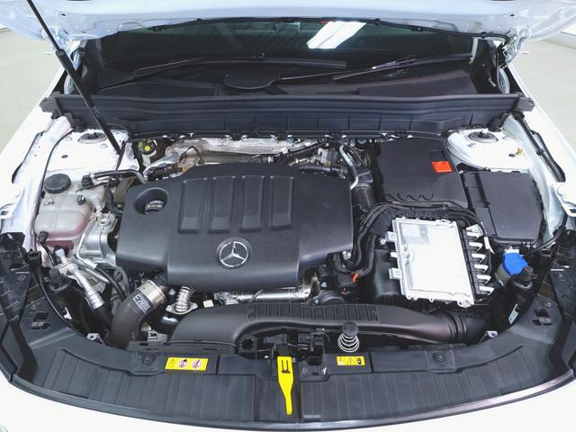 GLB GLB200 d 4マチック AMGラインパッケージ AMGレザーエクスクルーシブパッケージ 3列シート Bluetooth接続 ETC LEDヘッドライト TV アイドリングストップ クルーズコントロール コネクテッド機能(35枚目)