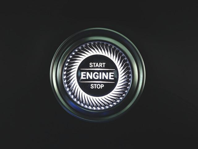 Eクラスステーションワゴン E200 ステーションワゴン スポーツ AMGラインインテリアパッケージ エクスクルーシブパッケージ Bluetooth接続 ETC LEDヘッドライト TV アイドリングストップ クルーズコントロール コネクテッド機能 サイドカメラ(15枚目)