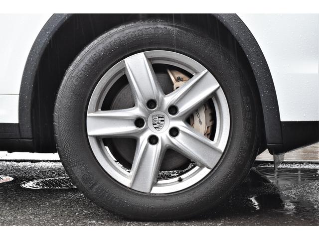 S ハイブリッド 4WD サンルーフ(3枚目)