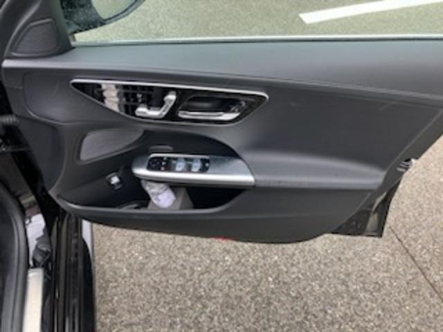 Cクラスステーションワゴン C220 d ステーションワゴン アバンギャルド AMGラインパッケージ レザーエクスクルーシブパッケージ ベーシックパッケージ ドライバーズパッケージ AMGライン Bluetooth接続 ETC LEDヘッドライト TV アイドリングストップ(8枚目)