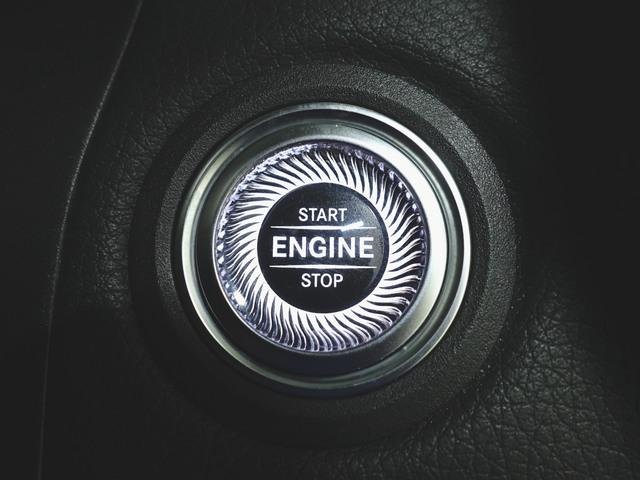 ＧＬＣ ＧＬＣ２２０　ｄ　４マチック　スポーツラインエディション　Ｂｌｕｅｔｏｏｔｈ接続　ＥＴＣ　ＬＥＤヘッドライト　ＴＶ　アイドリングストップ　クルーズコントロール　コネクテッド機能　サイドカメラ　サンルーフ・ガラスルーフ　シートヒーター　トランクスルー　ナビ（15枚目）