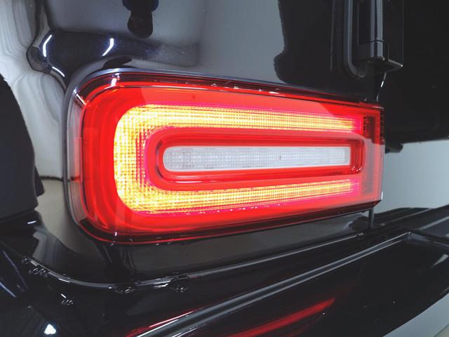 Ｇクラス Ｇ４００　ｄ　アダプティブダンピングシステム　ＡＭＧラインパッケージ　ラグジュアリーパッケージ　Ｇマニュファクチャプログラムプラス　ＡＭＧライン　Ｂｌｕｅｔｏｏｔｈ接続　ＥＴＣ　ＬＥＤヘッドライト　ＴＶ　アイドリングストップ　クルーズコントロール（5枚目）