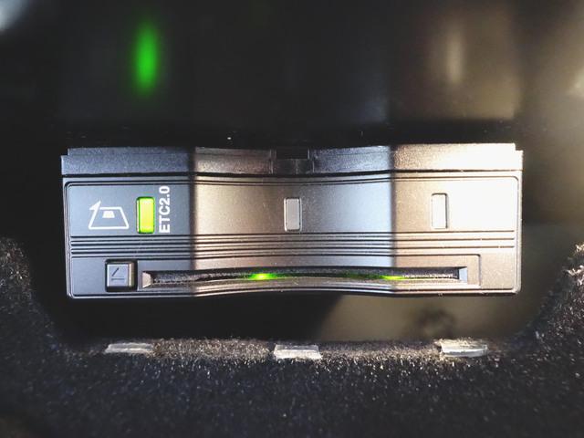 Ｇクラス Ｇ４００　ｄ　アダプティブダンピングシステム　ＡＭＧラインパッケージ　ラグジュアリーパッケージ　Ｇマニュファクチャプログラムプラス　ＡＭＧライン　Ｂｌｕｅｔｏｏｔｈ接続　ＥＴＣ　ＬＥＤヘッドライト　ＴＶ　アイドリングストップ　クルーズコントロール（10枚目）