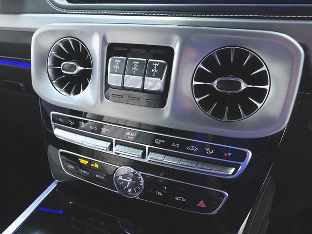 Ｇクラス Ｇ４００　ｄ　アダプティブダンピングシステム　ＡＭＧラインパッケージ　ラグジュアリーパッケージ　Ｇマニュファクチャプログラムプラス　ＡＭＧライン　Ｂｌｕｅｔｏｏｔｈ接続　ＥＴＣ　ＬＥＤヘッドライト　ＴＶ　アイドリングストップ　クルーズコントロール（18枚目）