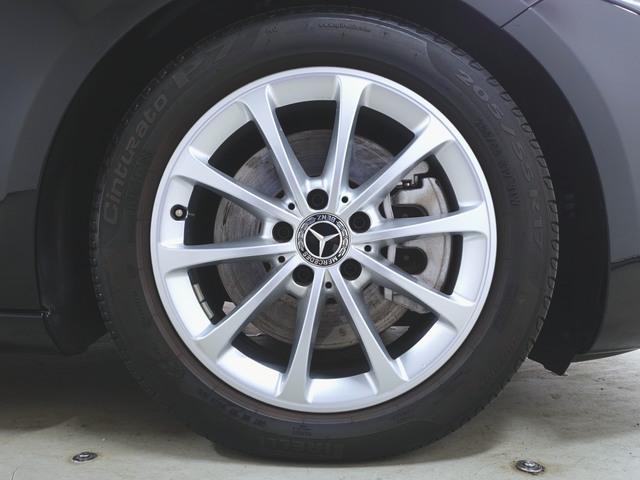 Ａクラスセダン Ａ２５０　４マチック　セダン　レザーエクスクルーシブパッケージ　アドバンスドパッケージ　レーダーセーフティーパッケージ　ナビゲーションパッケージ　Ｂｌｕｅｔｏｏｔｈ接続　ＥＴＣ　ＬＥＤヘッドライト　ＴＶ　アイドリングストップ（35枚目）