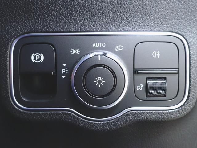 ＧＬＢ ＧＬＢ２００　ｄ　４マチック　ＡＭＧラインパッケージ　ＡＭＧレザーエクスクルーシブパッケージ　アドバンスドパッケージ　３列シート　ＡＭＧライン　Ｂｌｕｅｔｏｏｔｈ接続　ＥＴＣ　ＬＥＤヘッドライト　ＴＶ　アイドリングストップ（20枚目）