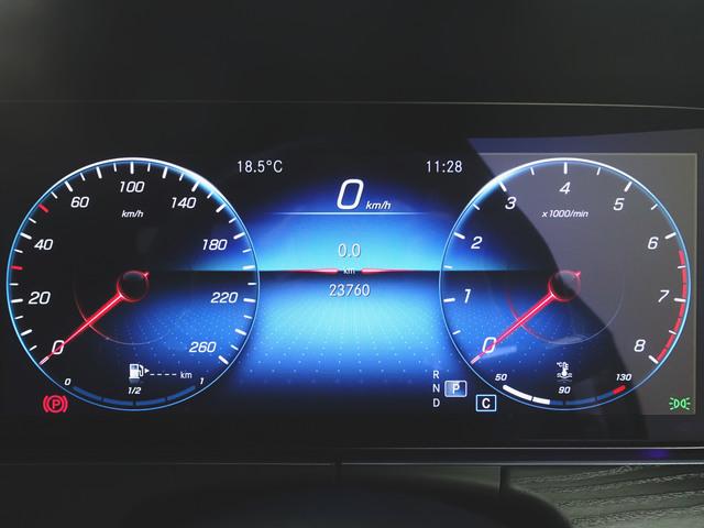 Ｅクラス Ｅ３００　スポーツ　エクスクルーシブパッケージ　Ｂｌｕｅｔｏｏｔｈ接続　ＥＴＣ　ＬＥＤヘッドライト　ＴＶ　アイドリングストップ　クルーズコントロール　コネクテッド機能　サイドカメラ　シートヒーター　トランクスルー　ナビ（14枚目）