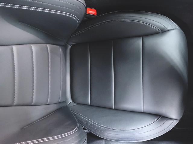 Ｅクラス Ｅ３００　スポーツ　エクスクルーシブパッケージ　Ｂｌｕｅｔｏｏｔｈ接続　ＥＴＣ　ＬＥＤヘッドライト　ＴＶ　アイドリングストップ　クルーズコントロール　コネクテッド機能　サイドカメラ　シートヒーター　トランクスルー　ナビ（25枚目）